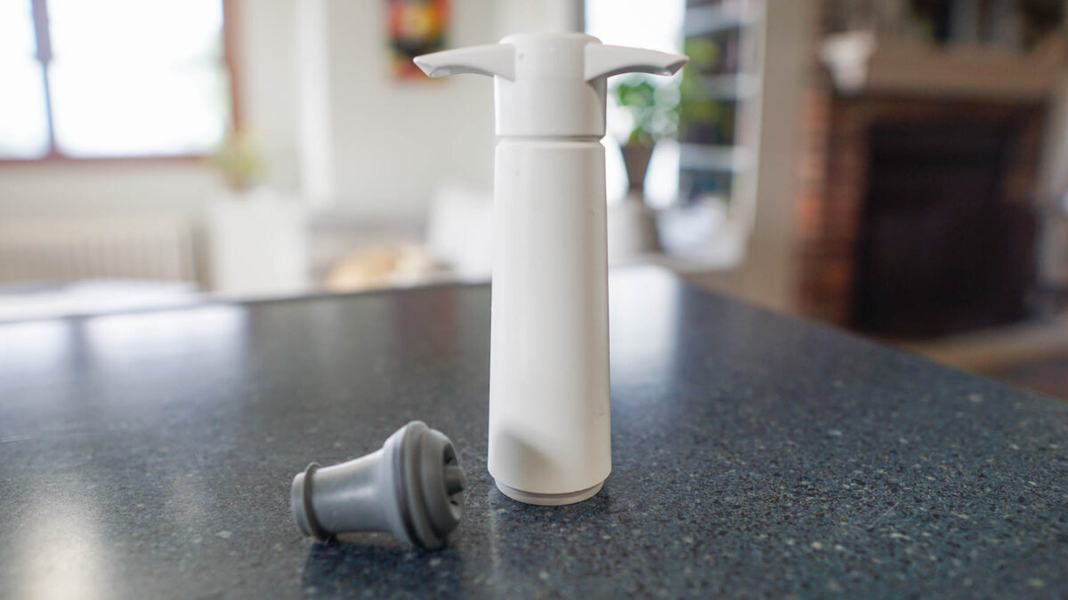 How to Use a Vacu Vin Wine Saver Pump to Enjoy Wine Longer