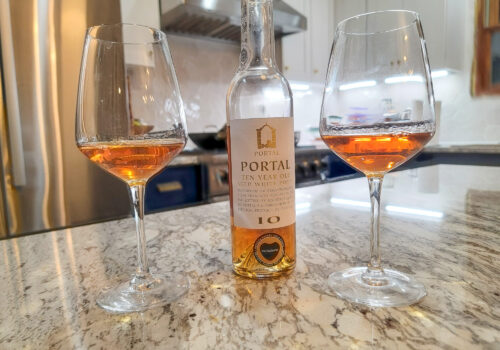 Quinta do Portal 10 Year White Port Review – Honey and More