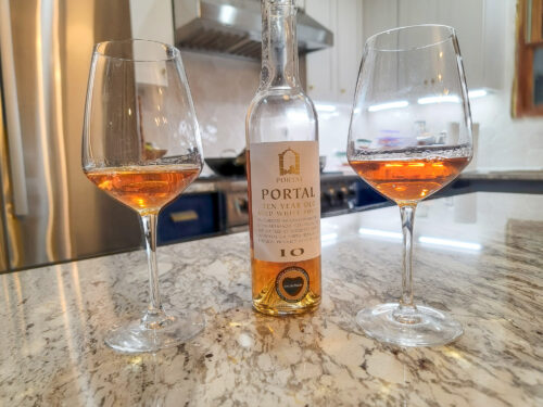 Quinta do Portal 10 Year White Port Review – Honey and More