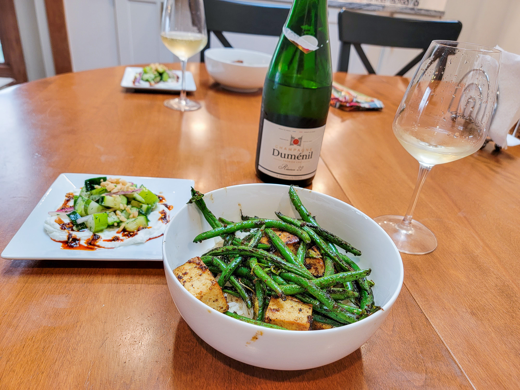 Champagne Food Pairing - Red Curry Tofu