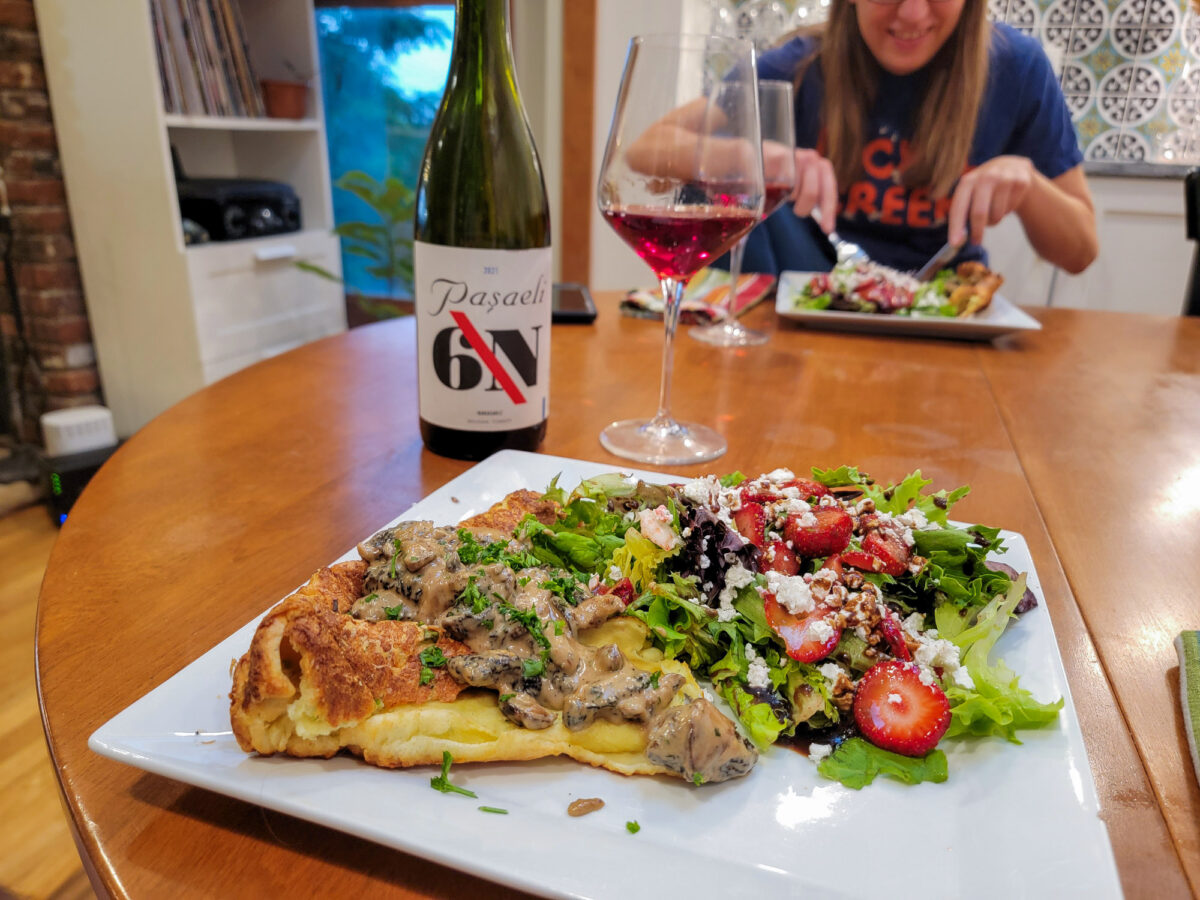 Karasakiz Food Pairing - Mushroom Dutch Baby