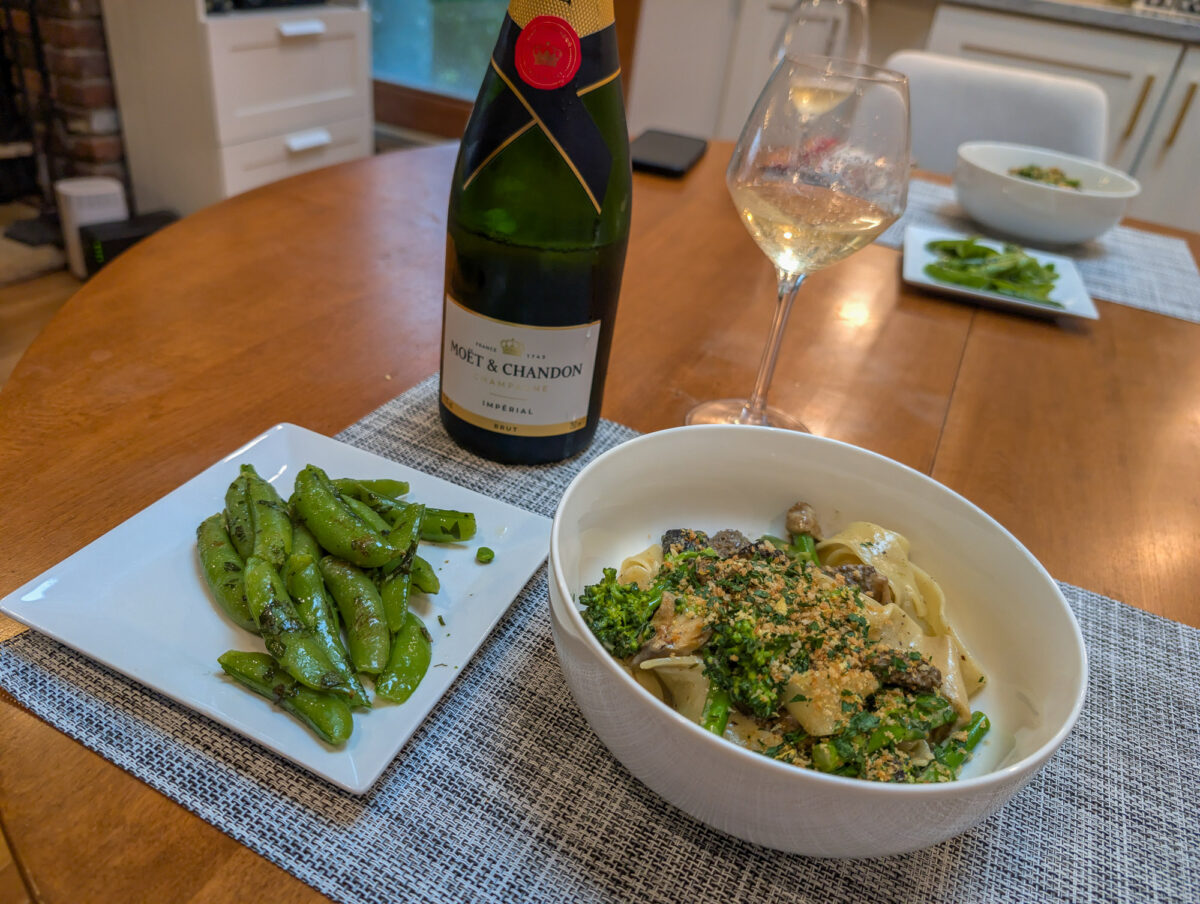 Champagne Food Pairing - Mushromo Pasta