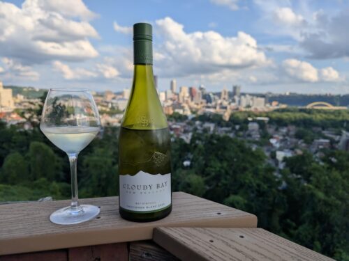 Cloudy Bay Sauvignon Blanc 2024 Review – Complex & Flavorful